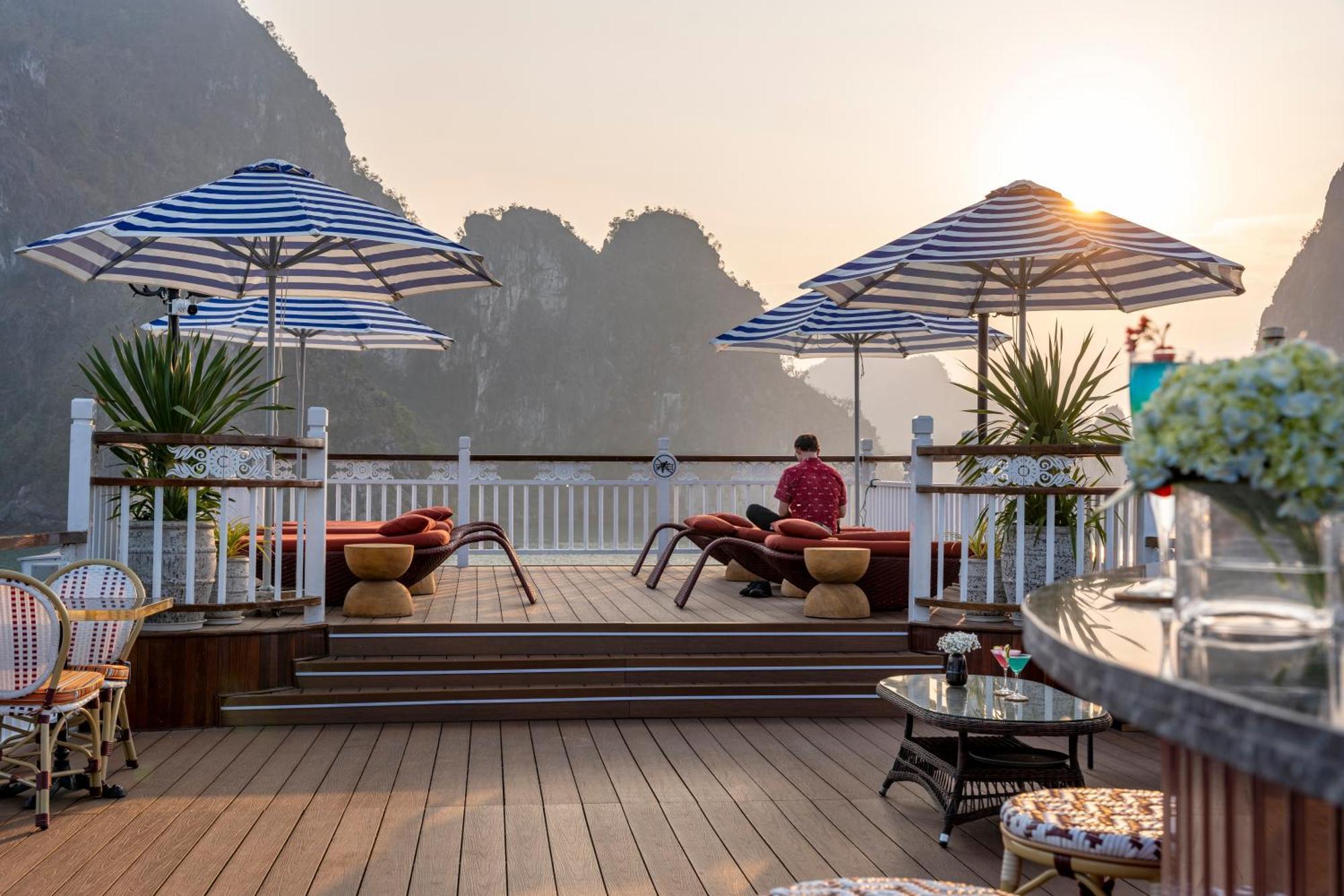 Signature Royal Halong Cruise Ha Long Zewnętrze zdjęcie